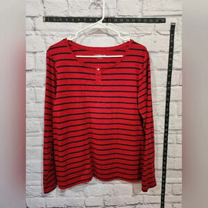 Croft & Barrow long sleeve tee with red/blk stripes - Size M